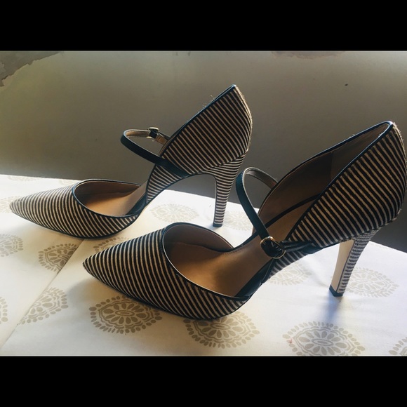 Shoes Banana Republic heels size 9 beautiful - Picture 3 of 6